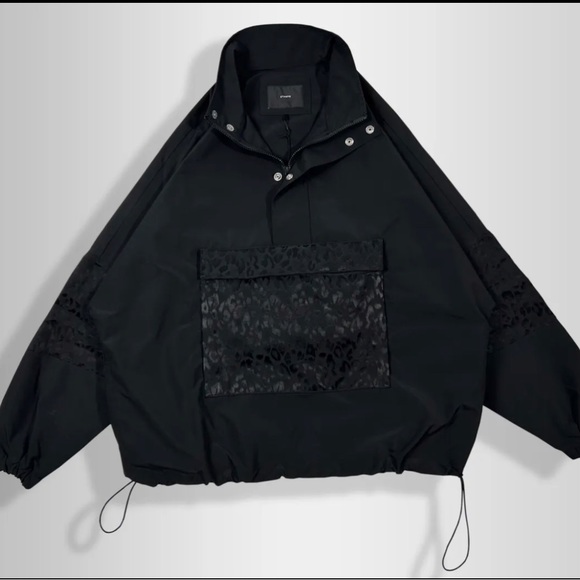 STAMPD Packable Pullover Jacket - Picture 3 of 9